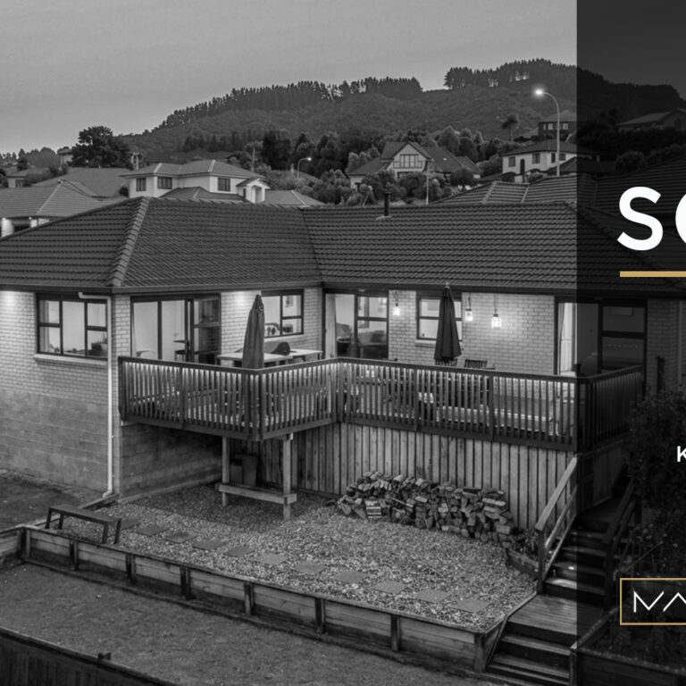 16 KIRTON DRIVE, RIVERSTONE TCE
