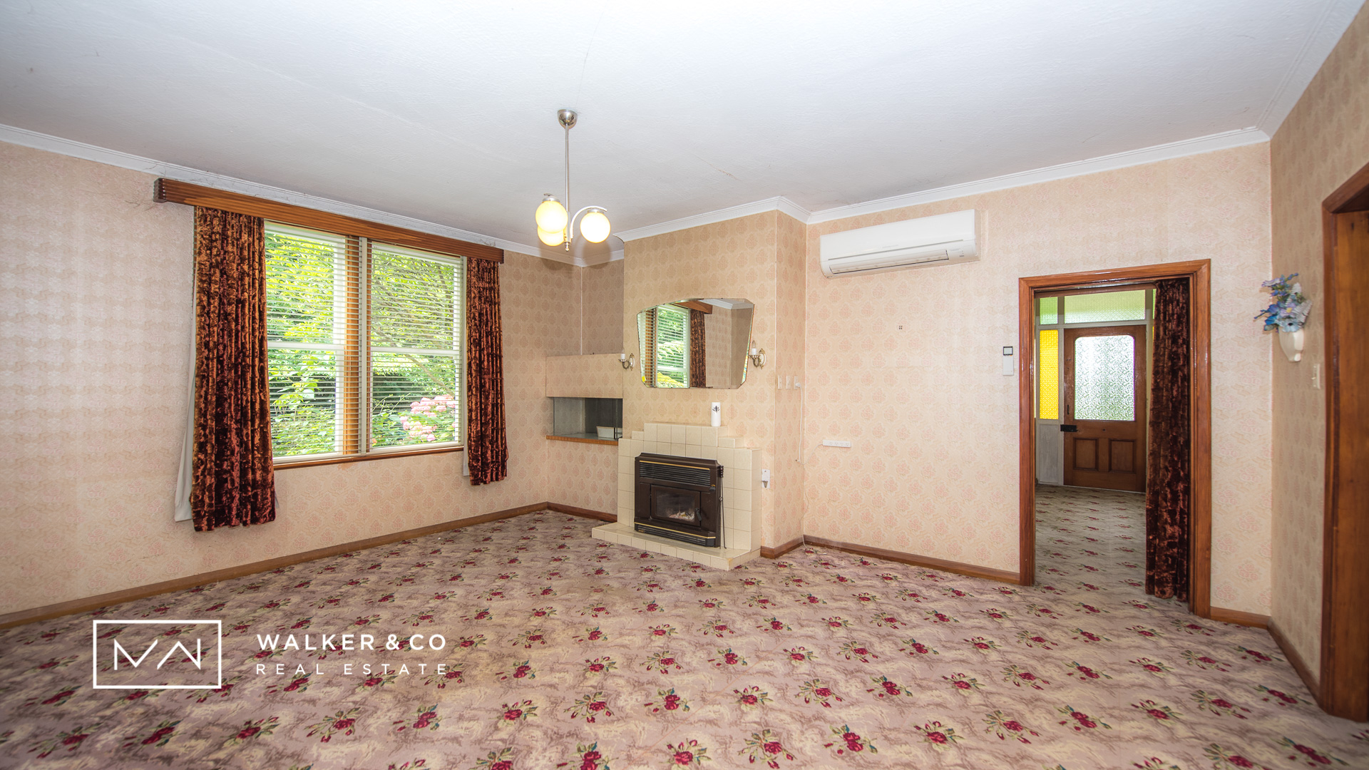 10 Living room