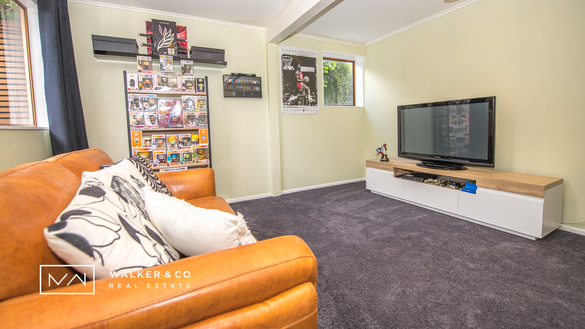 13 Living area