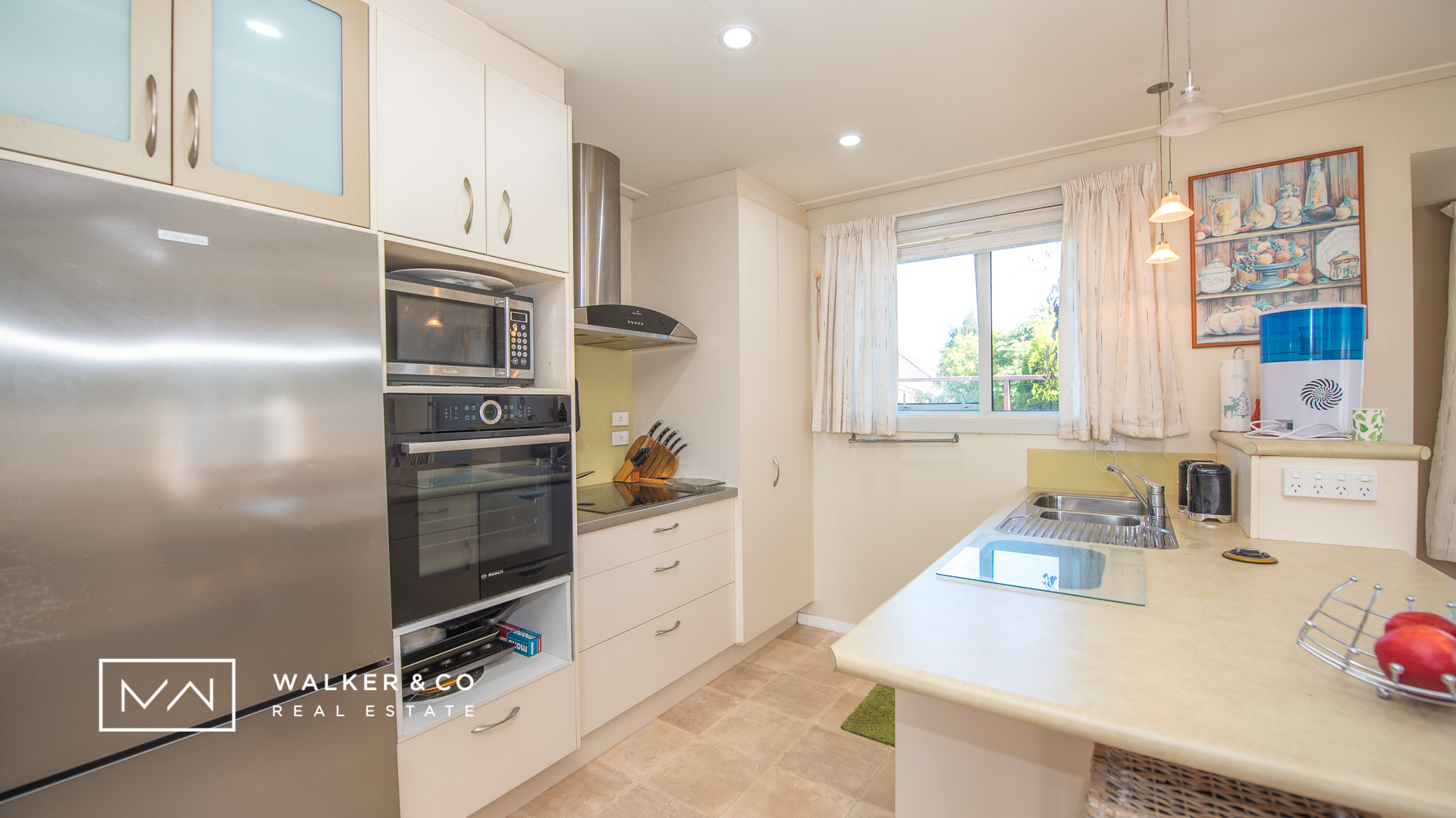 10 Kitchen 3
