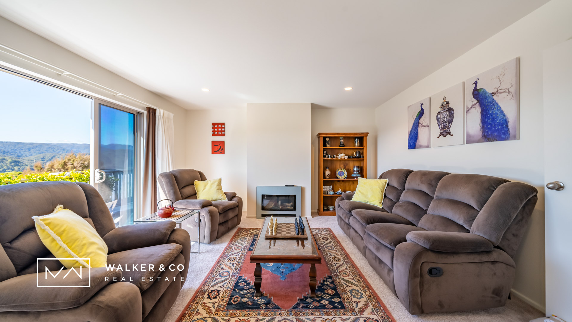 13 Living area 2