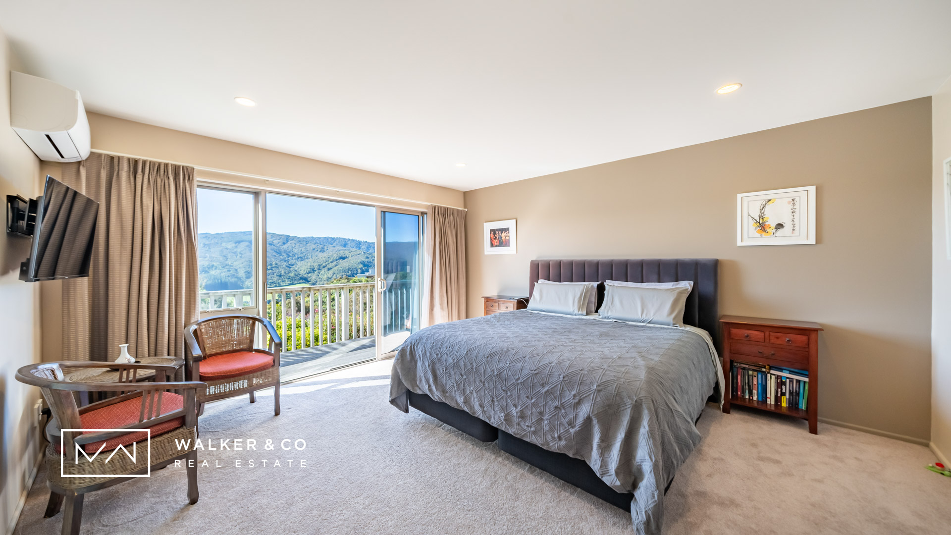 20 Masterbedroom