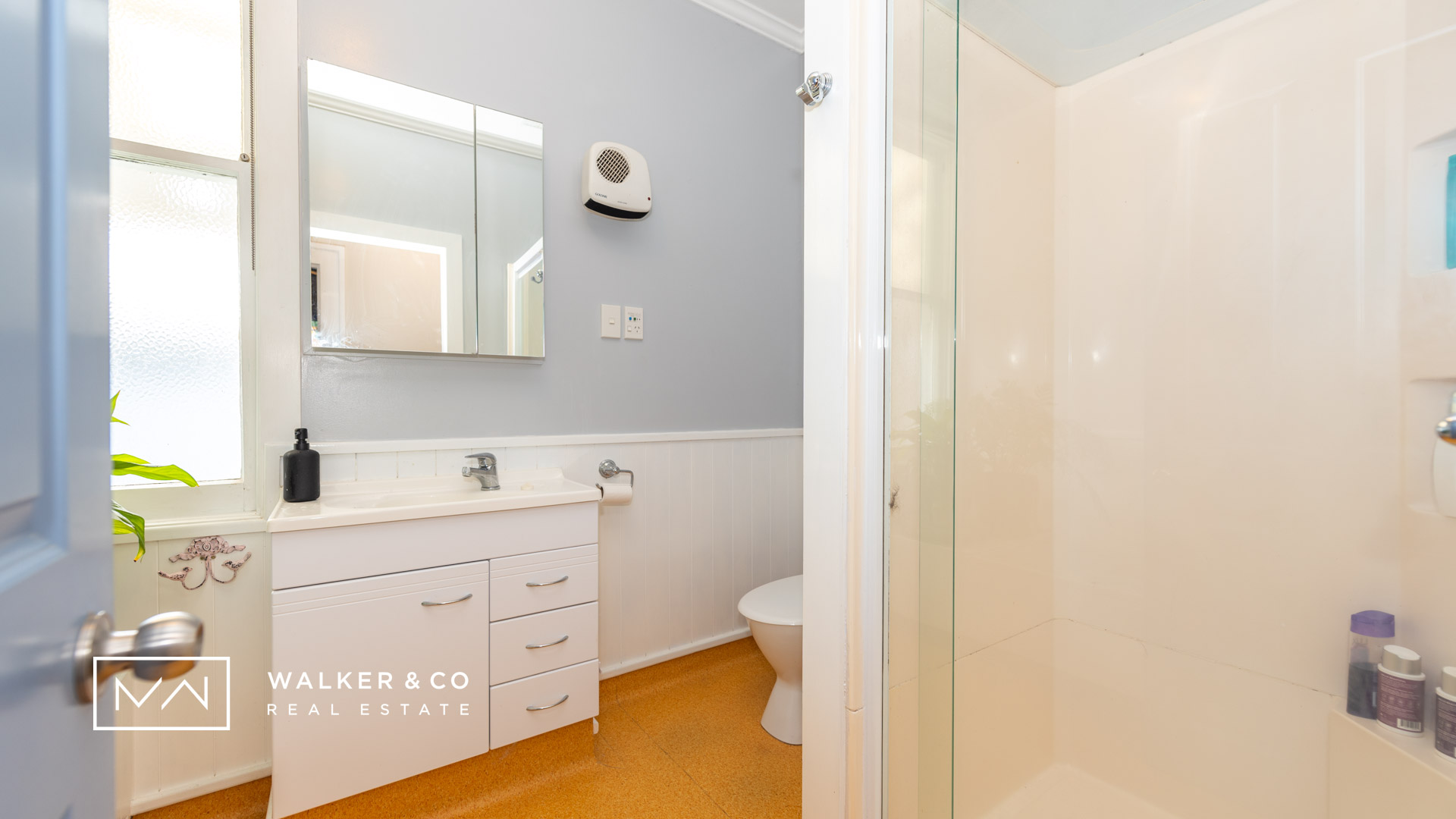 15 Bathroom 2