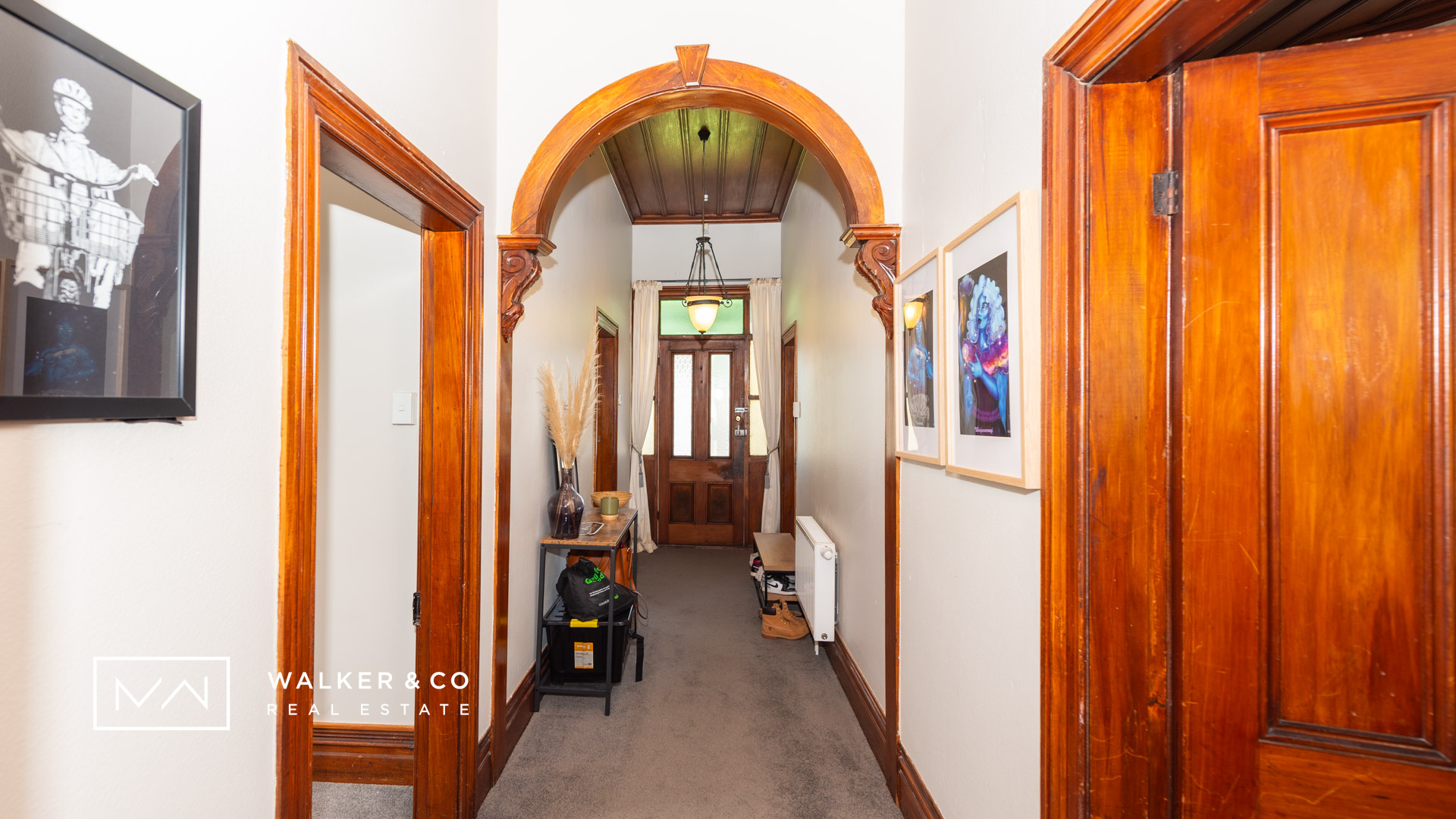 6 Hallway