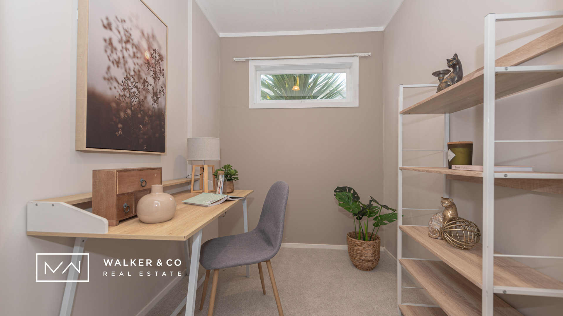 14 Flat office