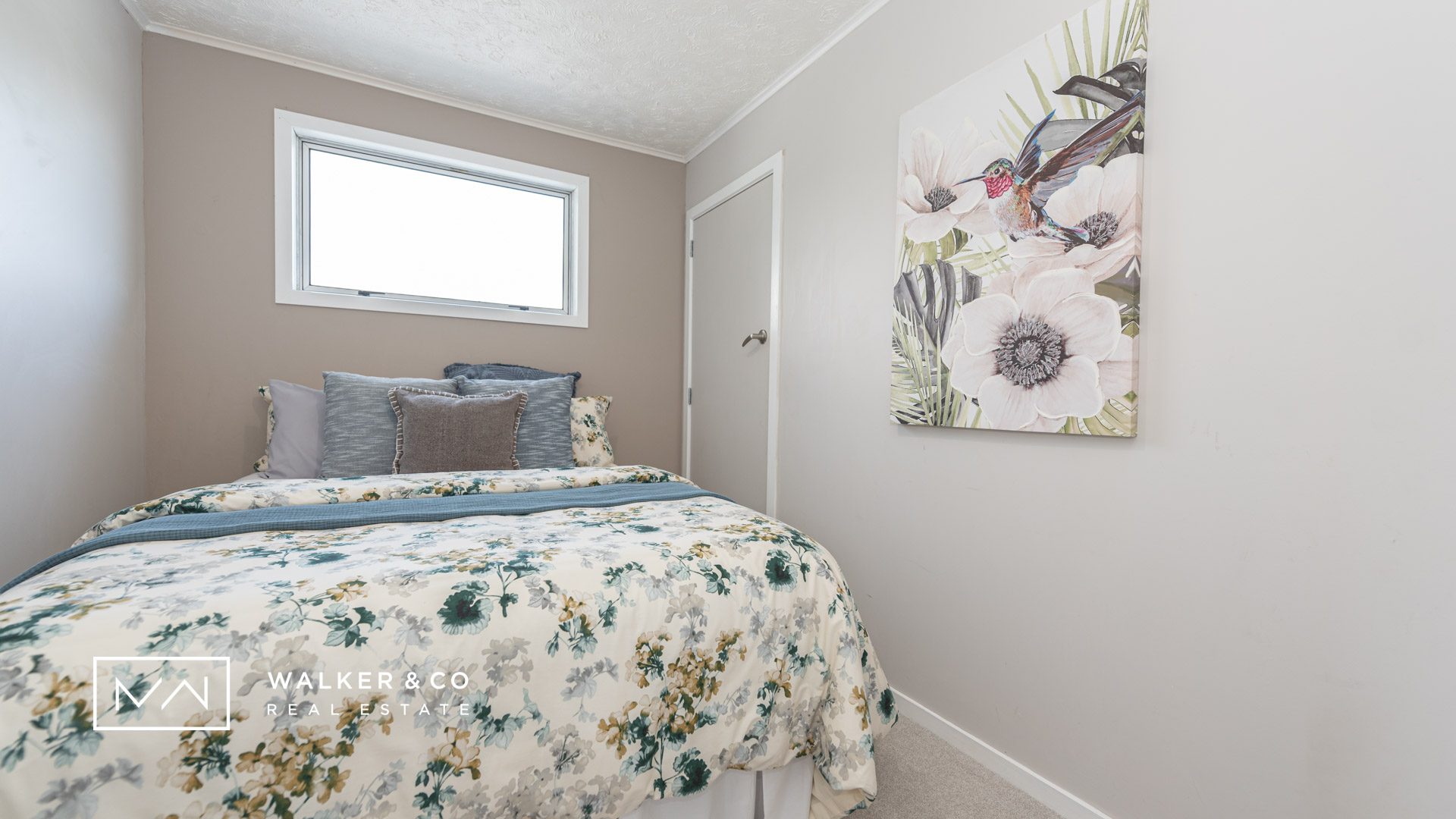 24 Upstairs bed2