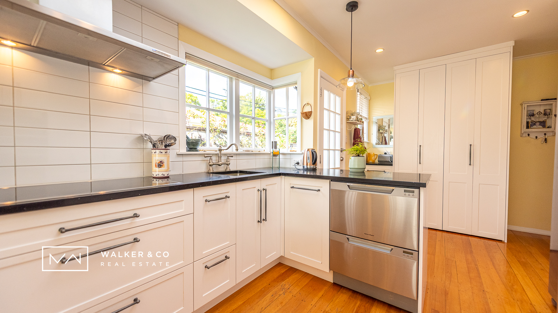 12 Kitchen 4