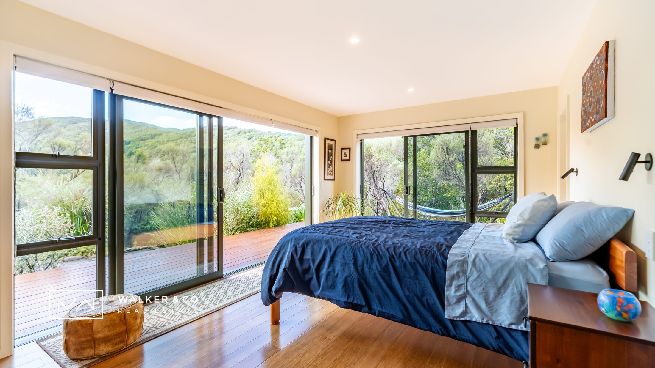 14 Master bedroom