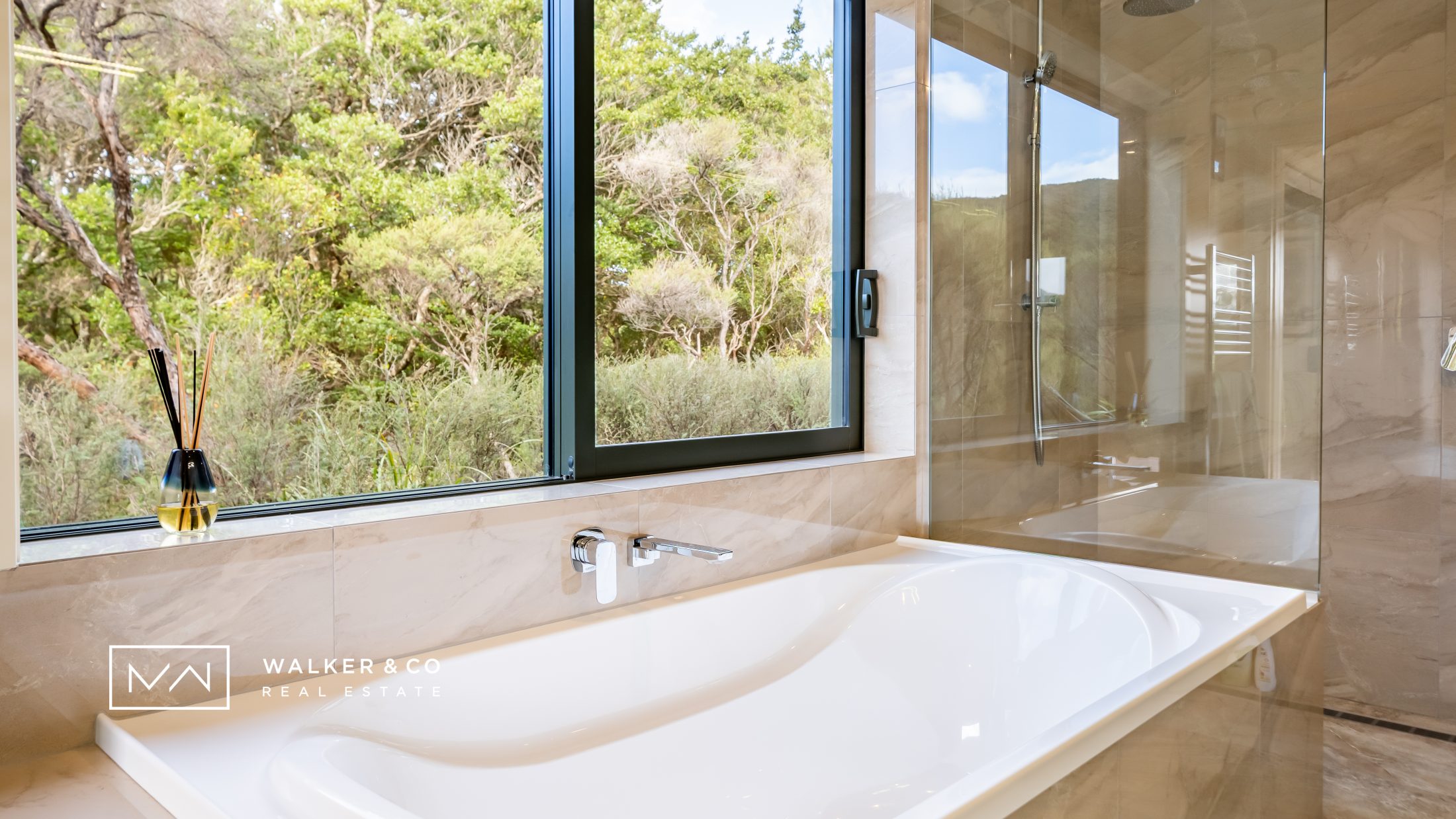 17 Ensuite 2