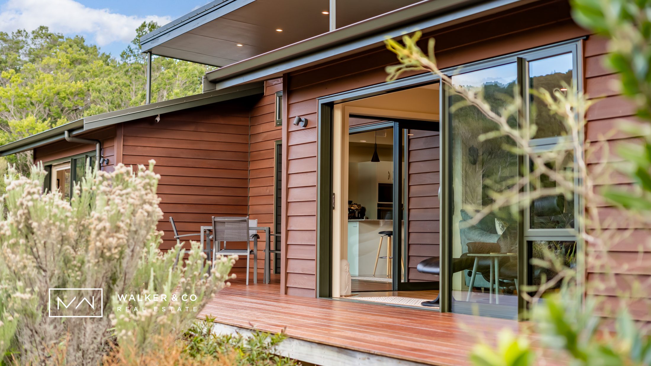 5 Deck living insert