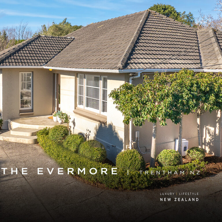 15 RAUKAWA GROVE